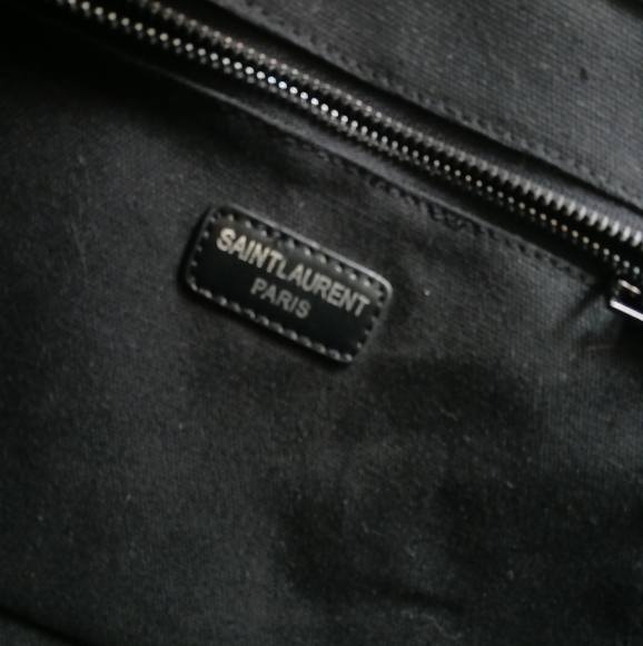 Fashion Design Like [Saint Laurent] Rive Gauche Tote Bag in Black Canvas - Picture 14 of 15
